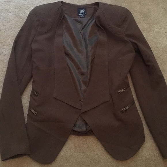 Olive green blazer - Picture 1 of 2